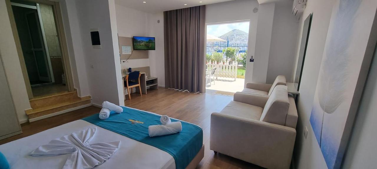 Suncoast Rooms Port Side Sarandë 外观 照片