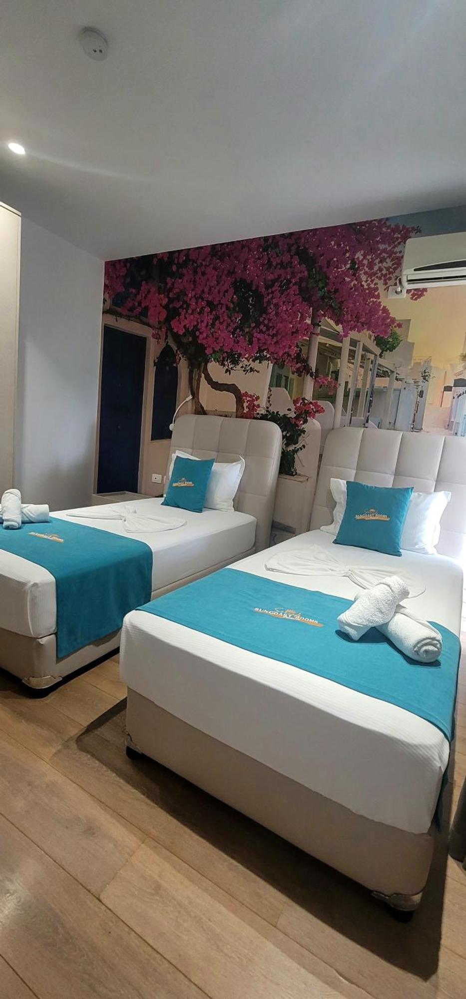 Suncoast Rooms Port Side Sarandë 外观 照片